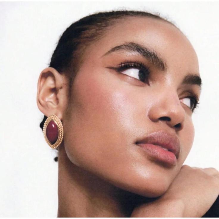 Vintage - Earrings (Maroon)