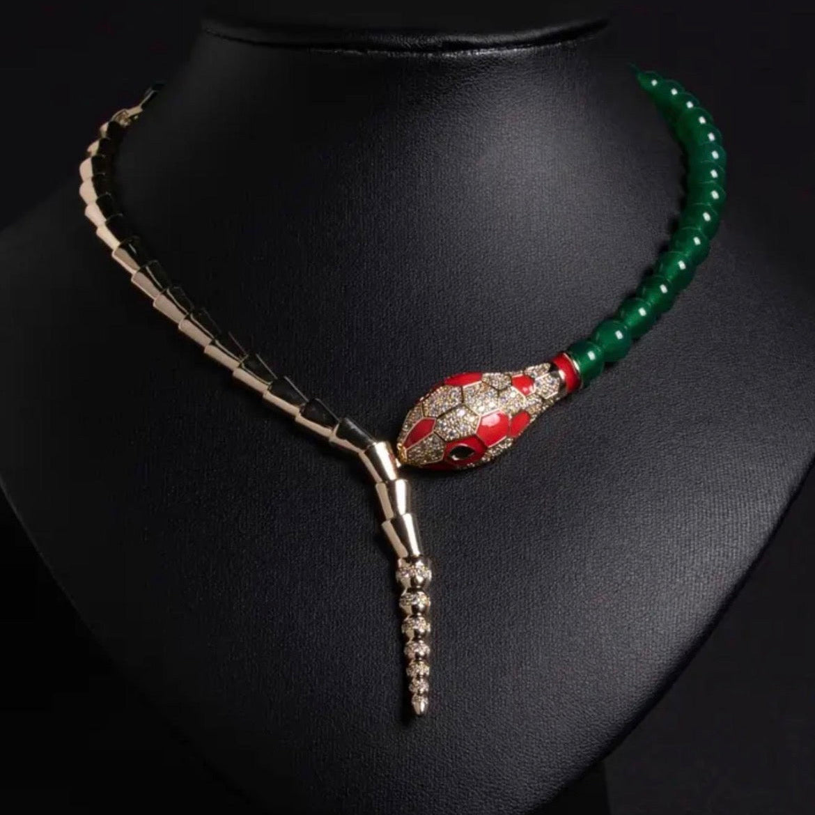 Emerald Serpent - Necklace